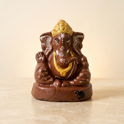 Shri Ganesh Ji - Pavitra Gobar Murti with Pooja Essentials | 8"
